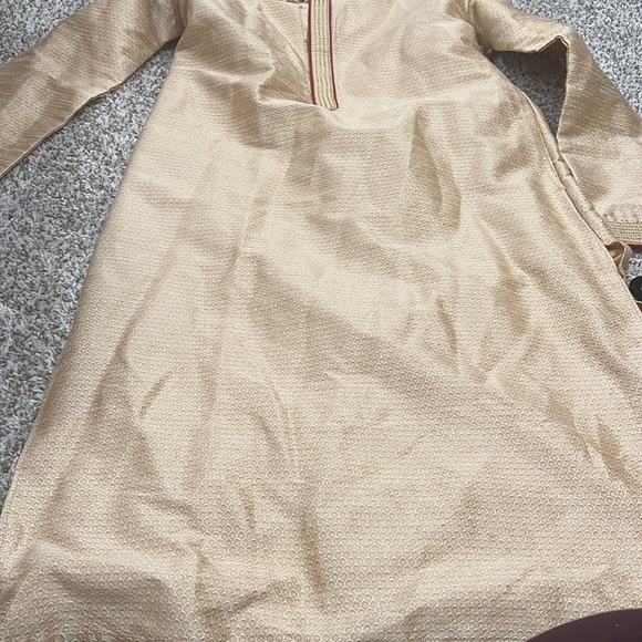 Indian Men Salwar Suit - Picture 3 of 5